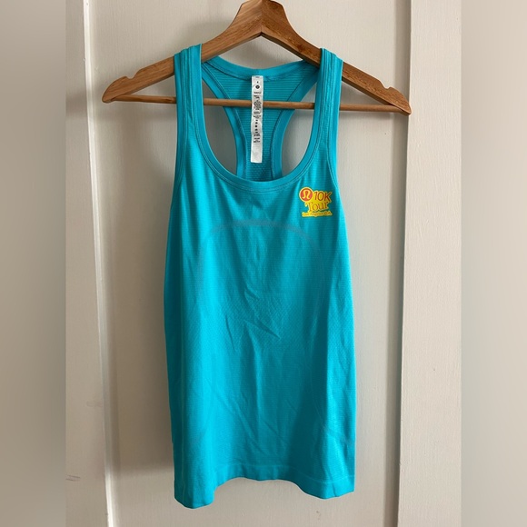 lululemon athletica Tops - Lululemon Los Angeles 10k race tank 2024 size 4
